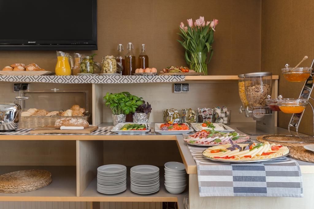 Hotel Perla Krasków Eksteriør bilde